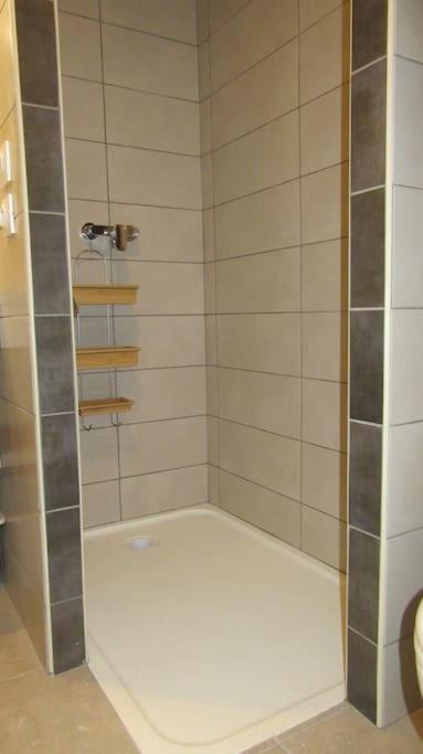 Apartment Lumineux Deux Pieces En Rez De Jardin Hyères